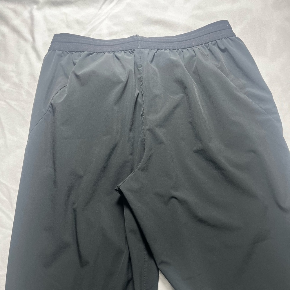 Nike Dri-Fit Women’s Capri Black Size Medium Drawstring Zip Pockets - Picture 15 of 16